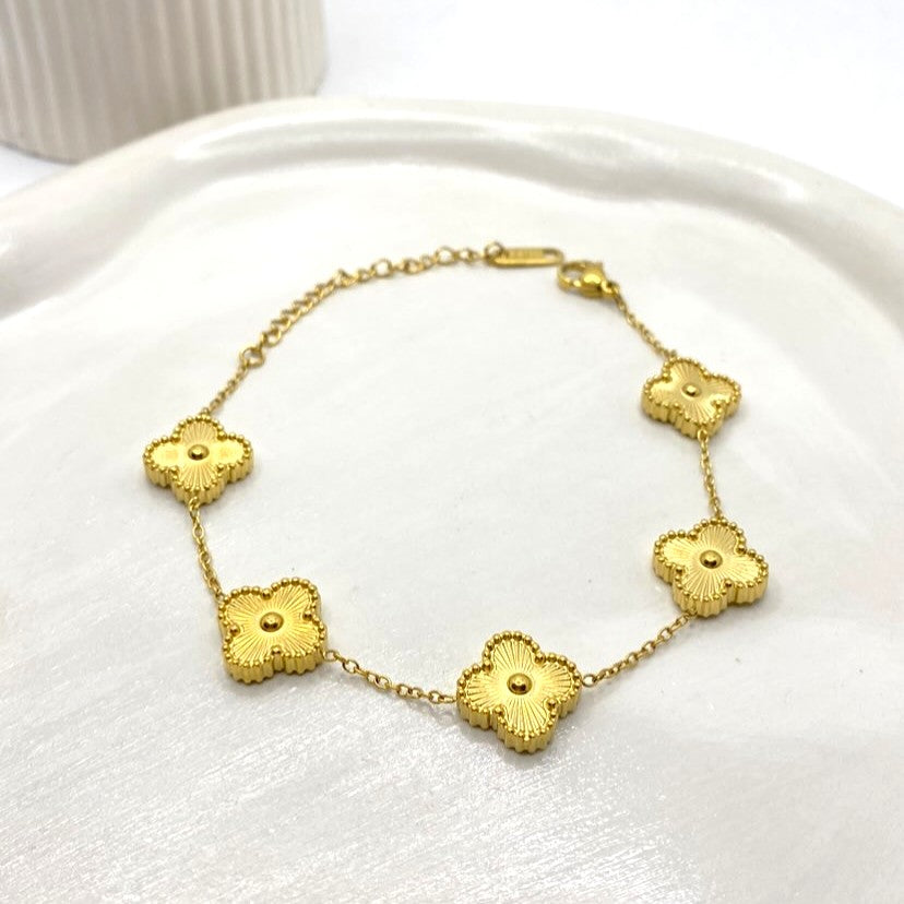 Clover Gold Bracelet