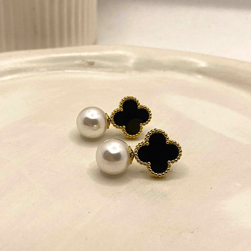Black Clover Pearl Earring