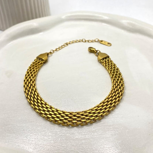 Classy Meshed Chain Bracelet