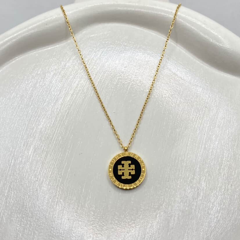 Tory Pendant Necklace