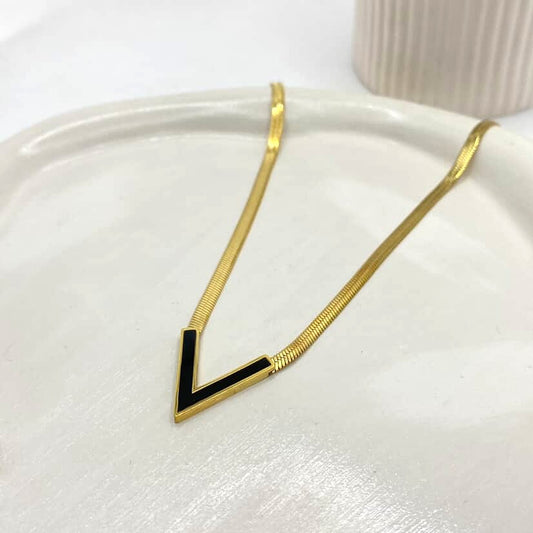 Snake Chain V necklace